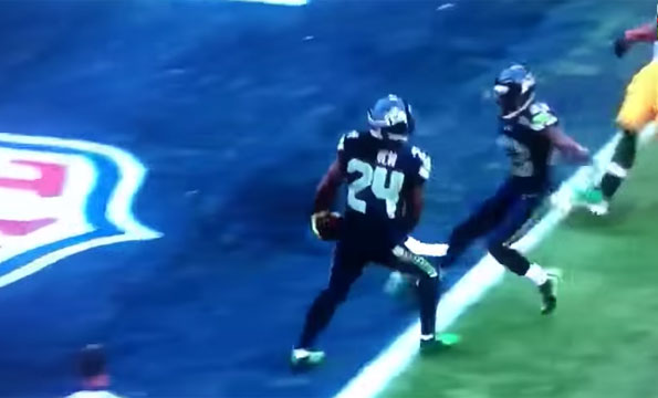 Marshawn Lynch was seen grabbing himself inappropriately seconds after scoring late against the Green Bay Packers Jan. 18, 2015. (YouTube)