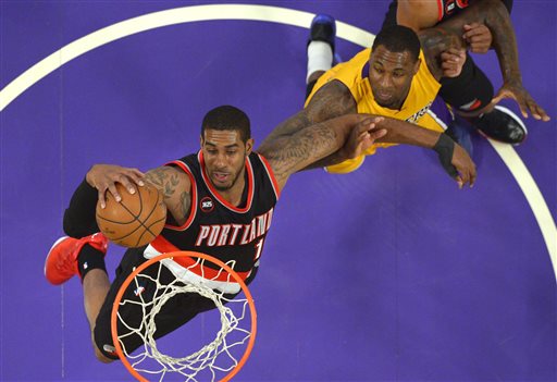 blazers lamarcus aldridge 04032015 ap_141482