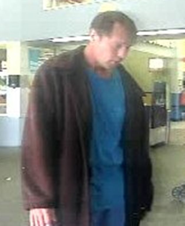 A surveillance photo released by Vancouver police on July 25, 2015 of a man who allegedly tried to kidnap a girl from a Walmart store. (VPD) 