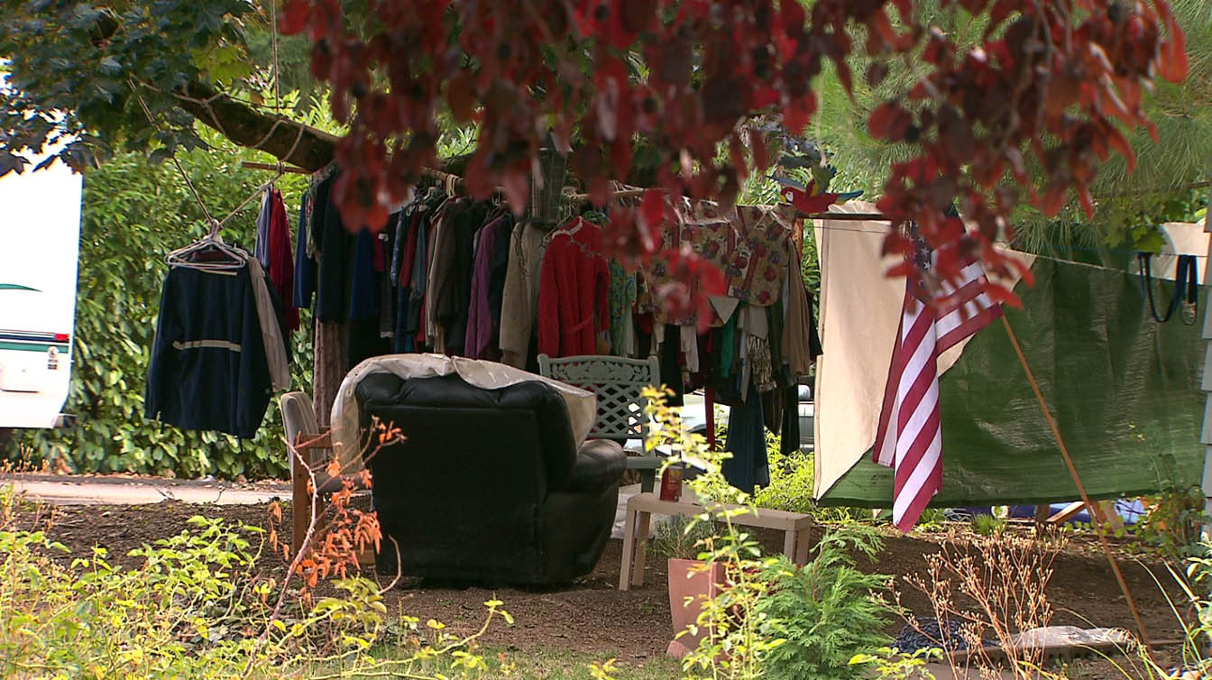 Garbage has been piling up inside and outside a home near Oatfield and Concord Roads for at least 4 years. (KOIN)