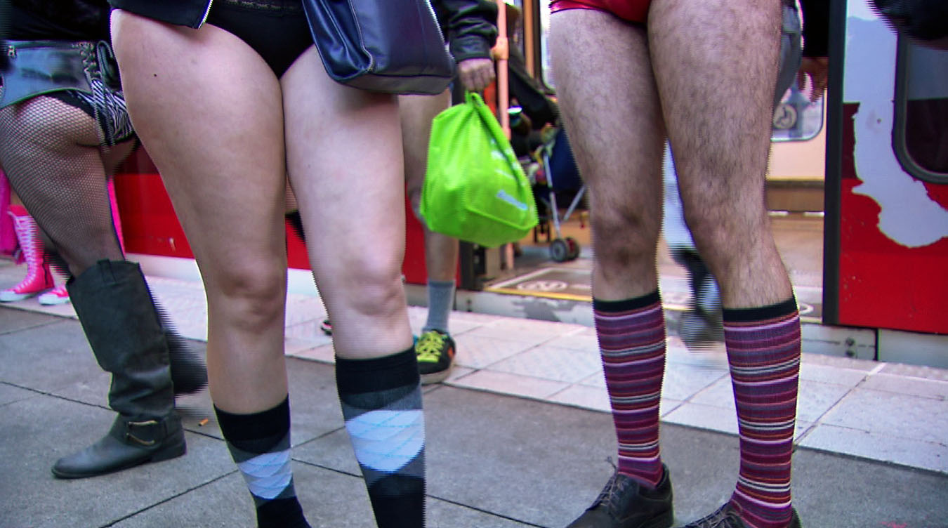 Sunday's cool temperatures didn't stop Portlanders from stripping down to their skivvies for the annual No Pants Subway Ride. (KOIN)