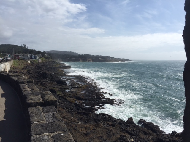 This area along the shore in Depoe Bay is where the body of Katy Roe was found, May 5, 2016 (KOIN)