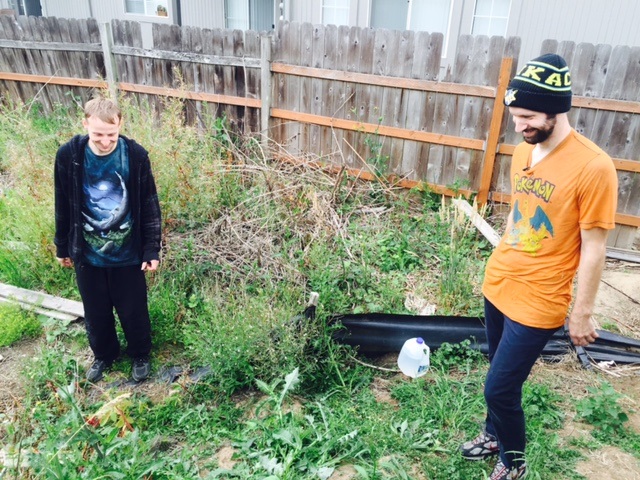 Brothers Emmanuel (left) and Nathan Scmaltz found a loaded gun in a Hazel Dell field while playing Pokemon Go, July 12, 2016 (KOIN)