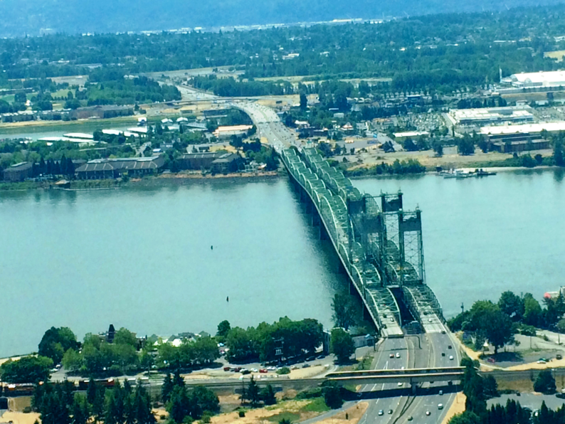 File - I-5 Bridge Interstate Bridge Traffic North and South_199648