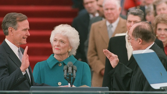 INAUGURATION GEORGE BUSH_388522