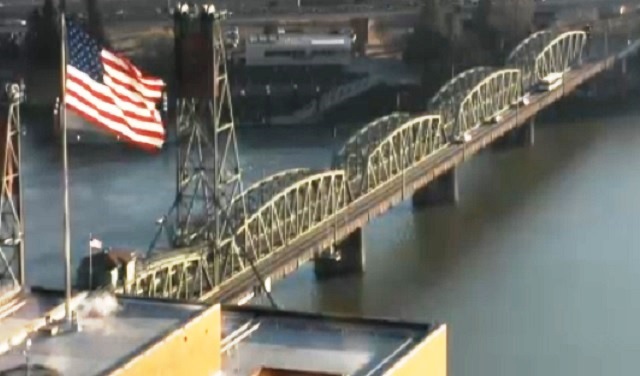 The Hawthorne Bridge in downtown Portland over the Willamette River, 2019 (KOIN, file)