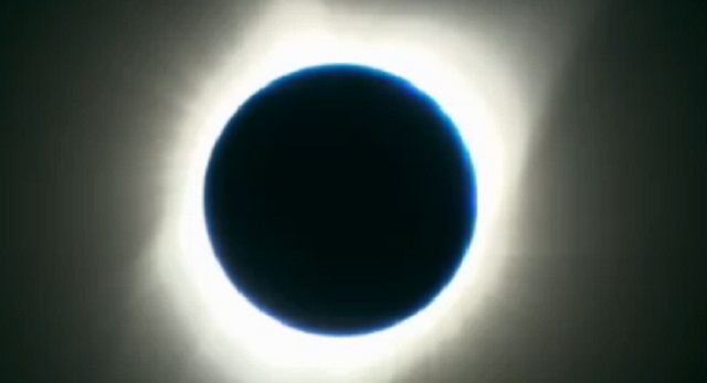 The total eclipse of the sun in Salem, 10:19 a.m., August 21, 2017 (KOIN)