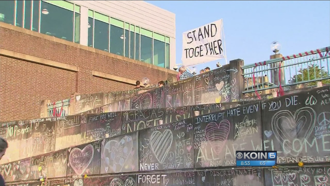 TriMet plans permanent memorial at Hollywood Transit Center