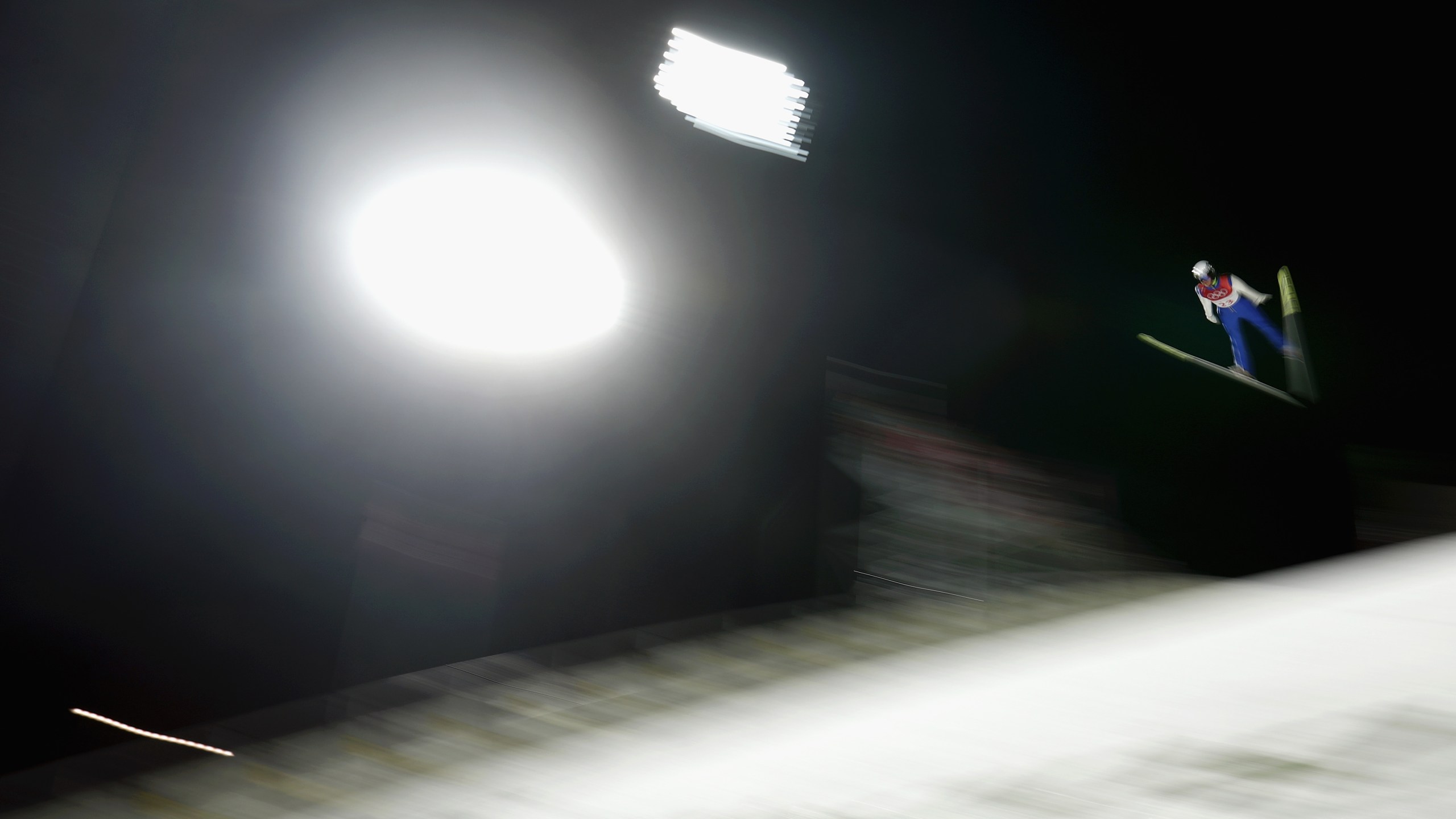 775120867TB00037_Ski_Jumpin_1518123868425