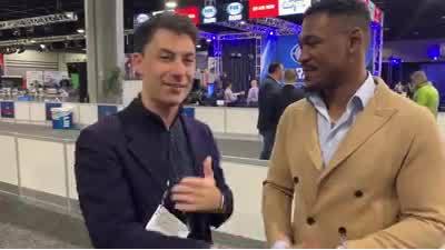 Middleweight superstar has best reason to root for Rams