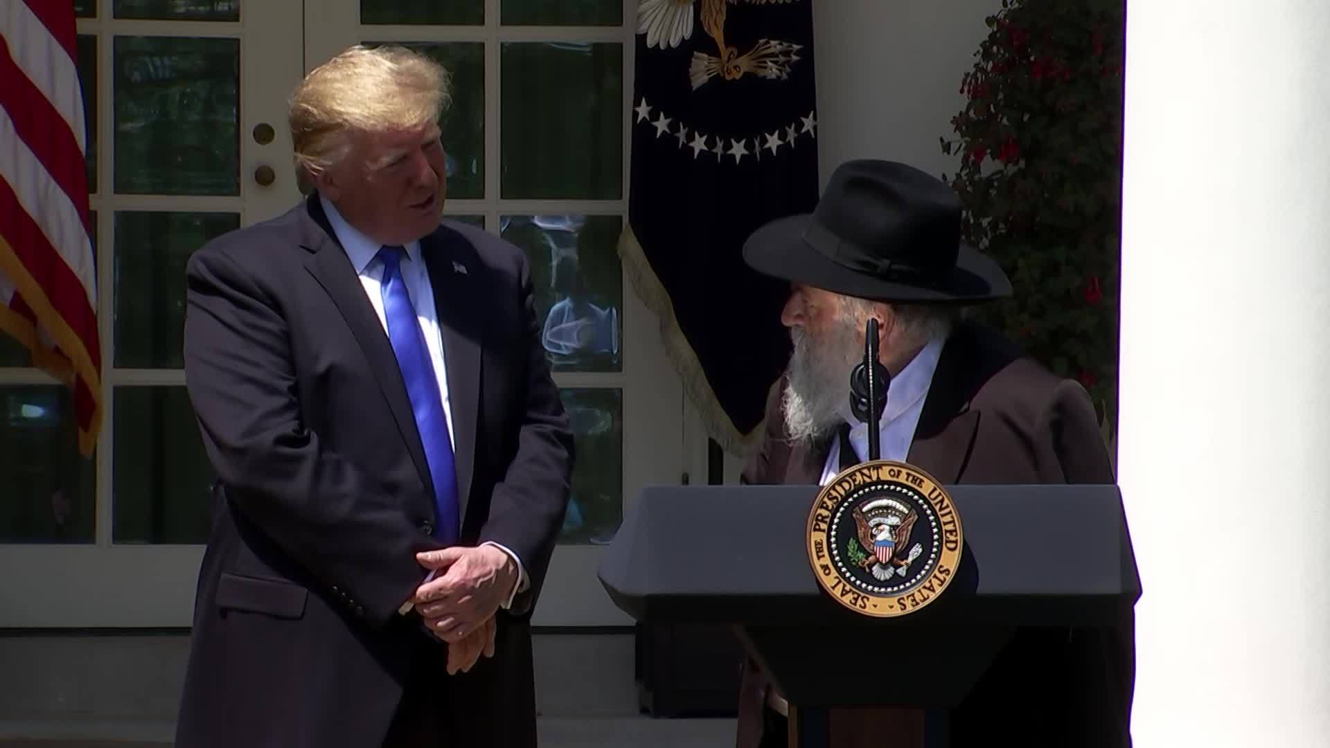 Rabbi_who_survived_California_synagogue__0_20190502210437