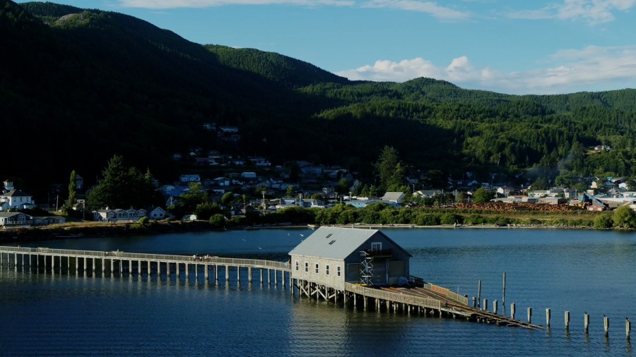 Garibaldi, OR home to longest pier in Oregon