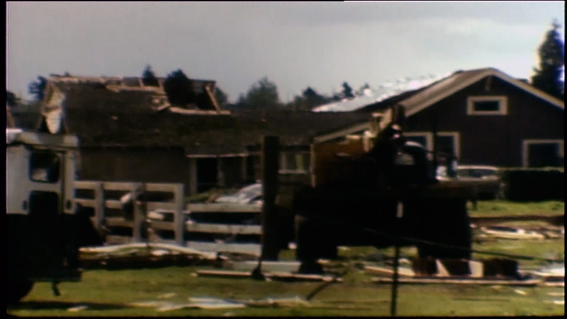 Tornado hits Portland, OR and Vancouver, WA on April 5, 1972