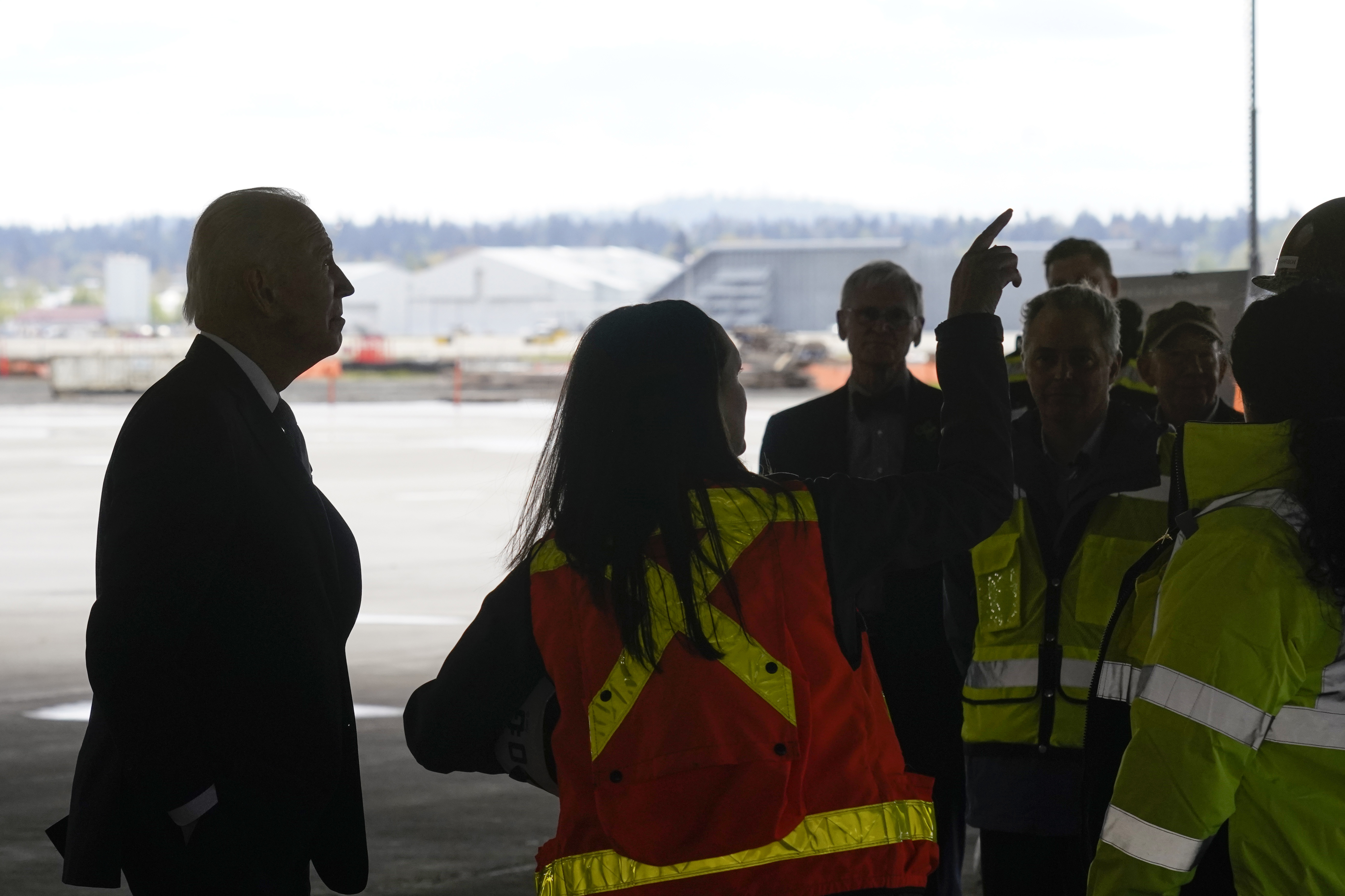 Live Blog: President Biden arrives in Portland to talk infrastructure, raise money