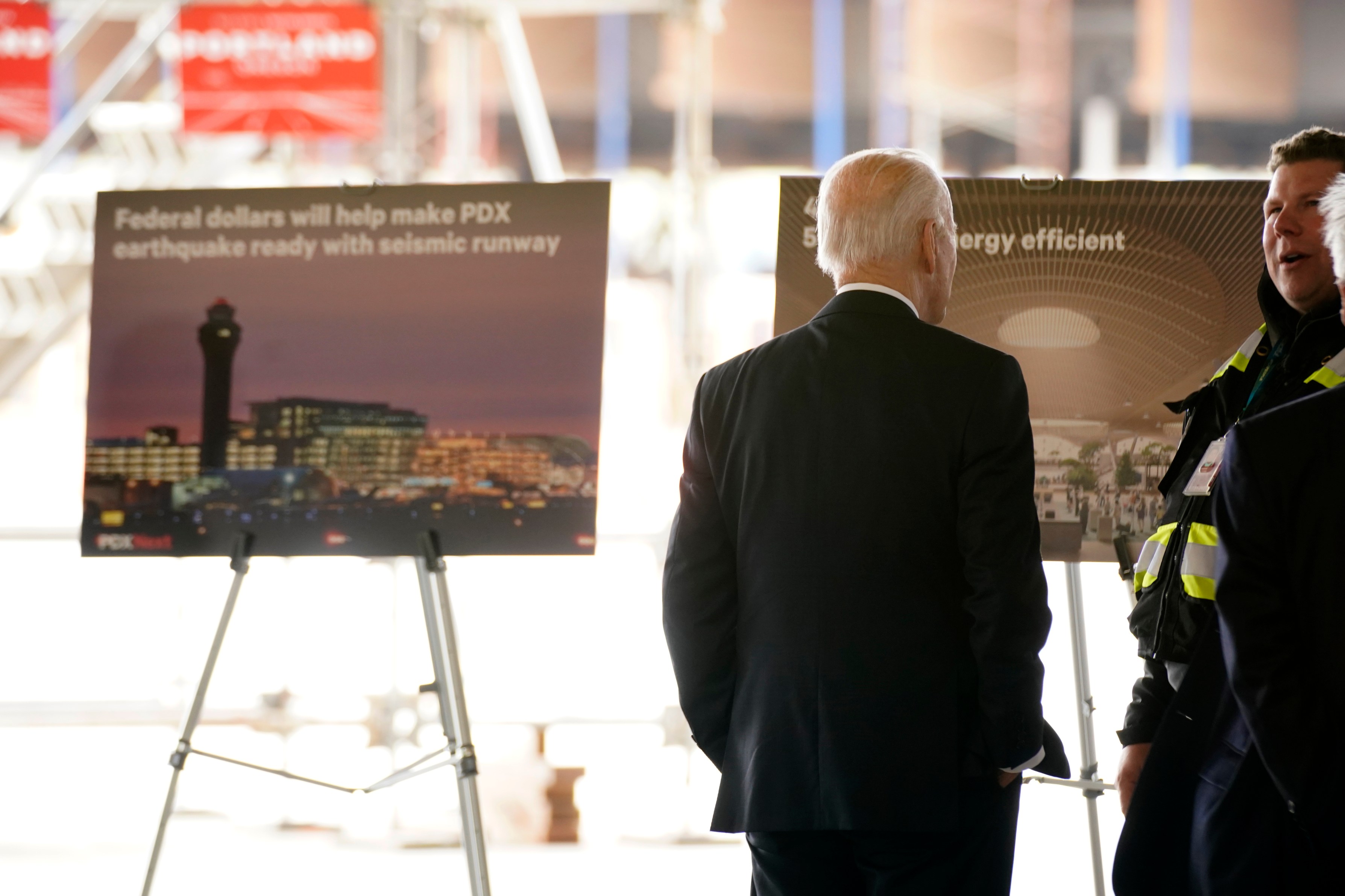 Live Blog: President Biden arrives in Portland to talk infrastructure, raise money