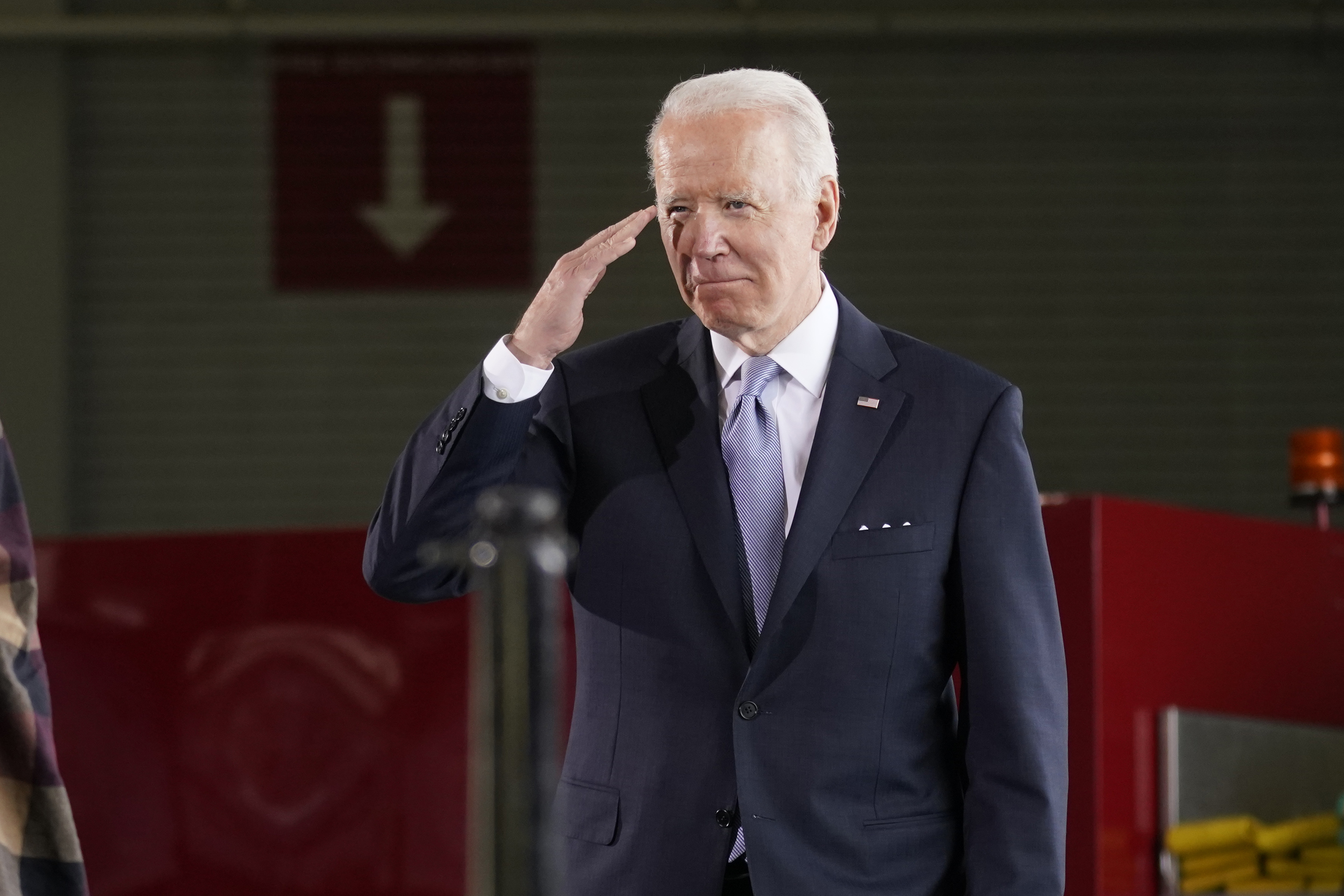 Live Blog: President Biden arrives in Portland to talk infrastructure, raise money