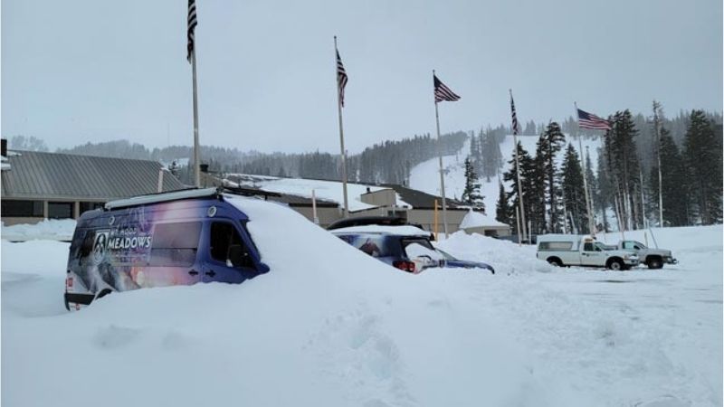 6 feet in 5 days: Mt. Hood receives record snowfall