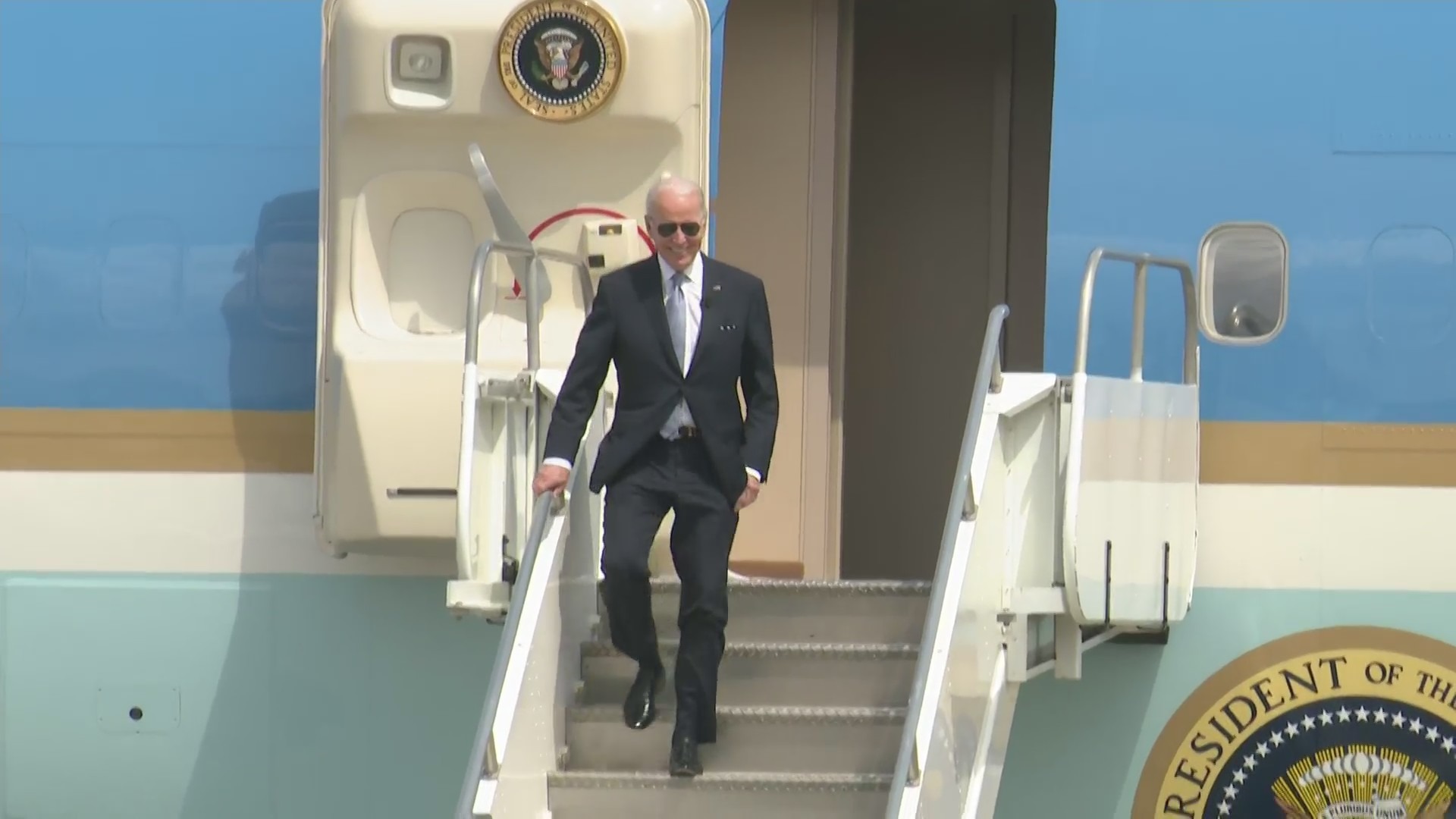 Live Blog: President Biden arrives in Portland to talk infrastructure, raise money