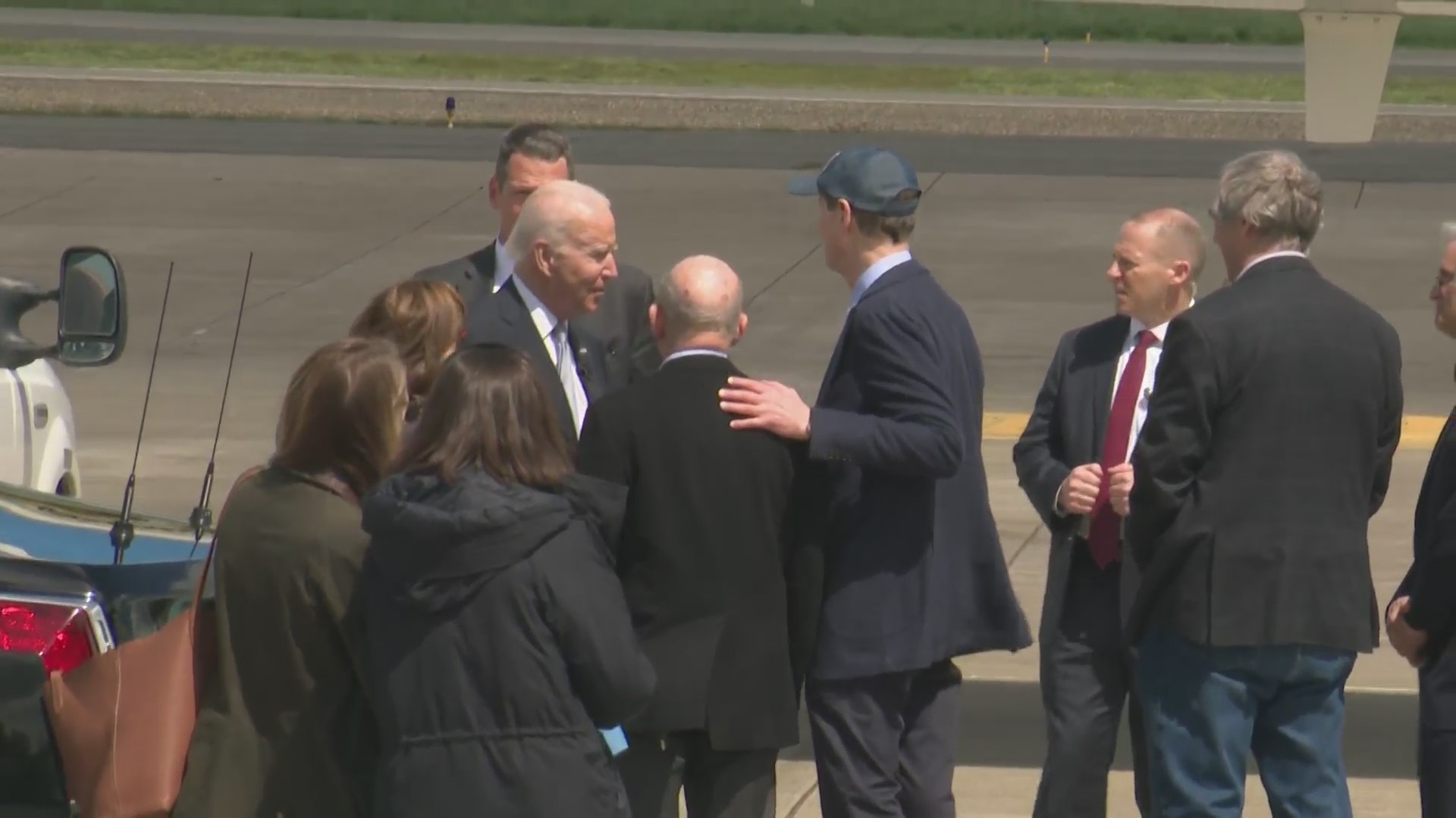 Live Blog: President Biden arrives in Portland to talk infrastructure, raise money