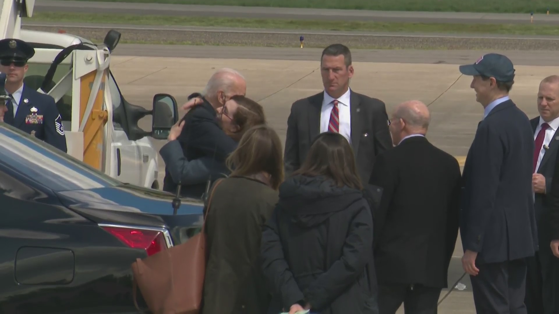 Live Blog: President Biden arrives in Portland to talk infrastructure, raise money