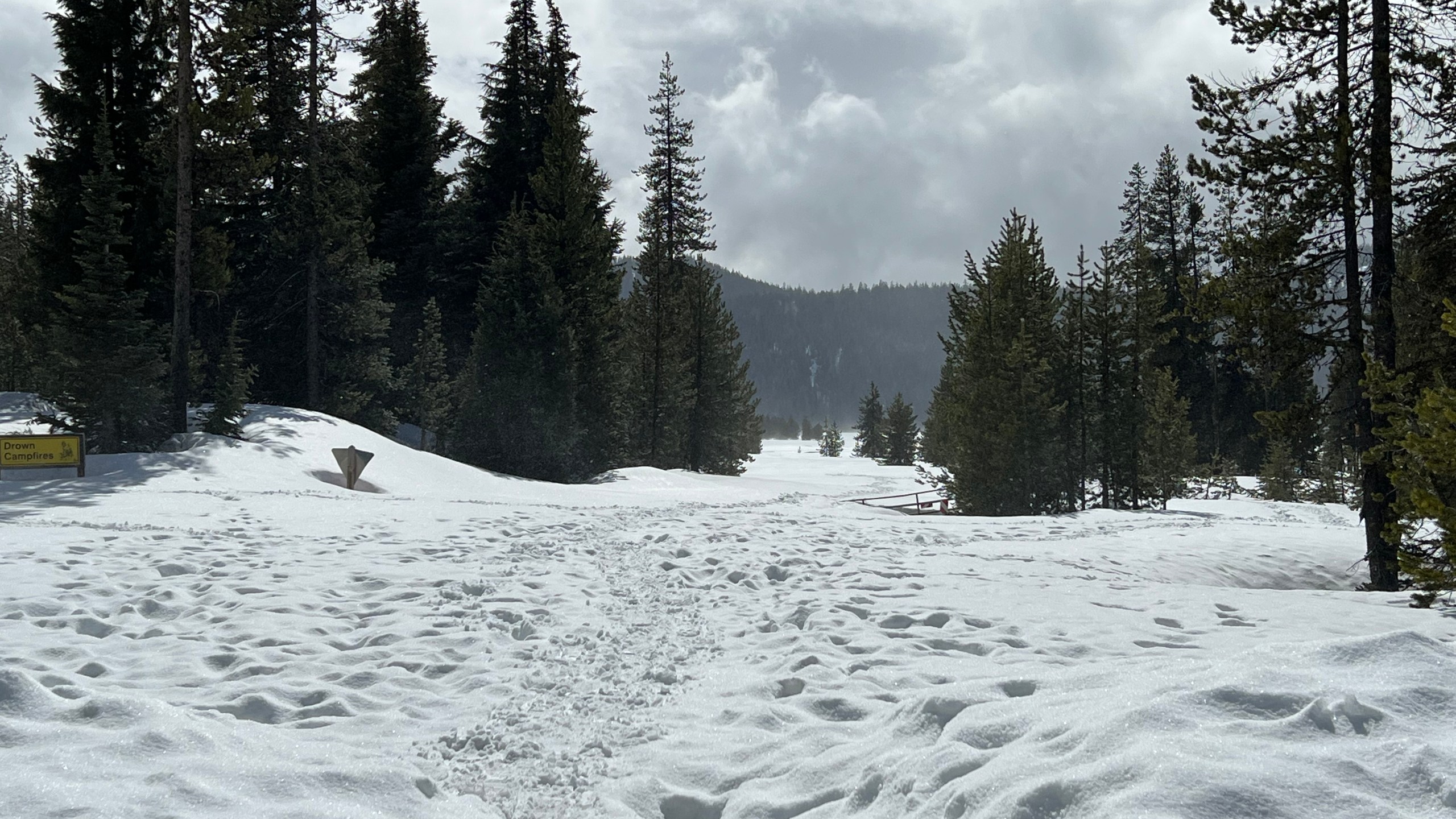 LIST: OR campgrounds impacted by snowpack ahead of Memorial Day weekend