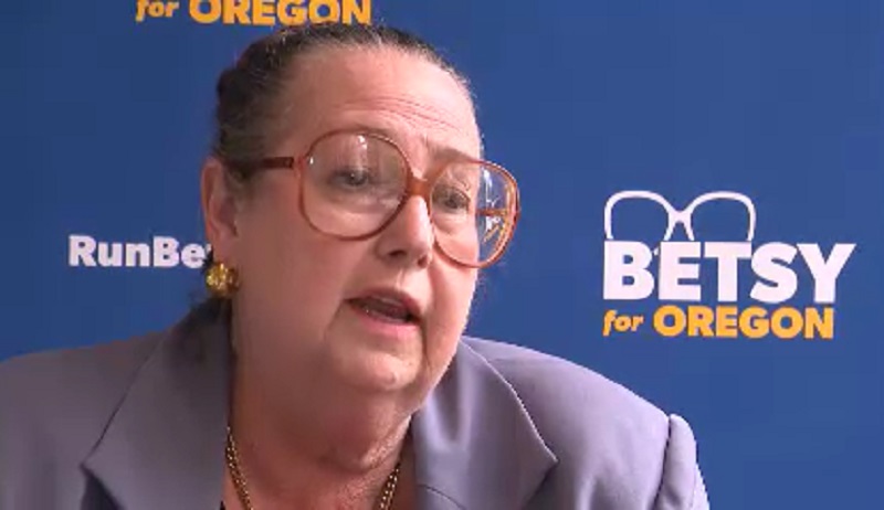 Oregon gubernatorial candidate Betsy Johnson at her campaign office in Portland, June 28, 2022 (KOIN)