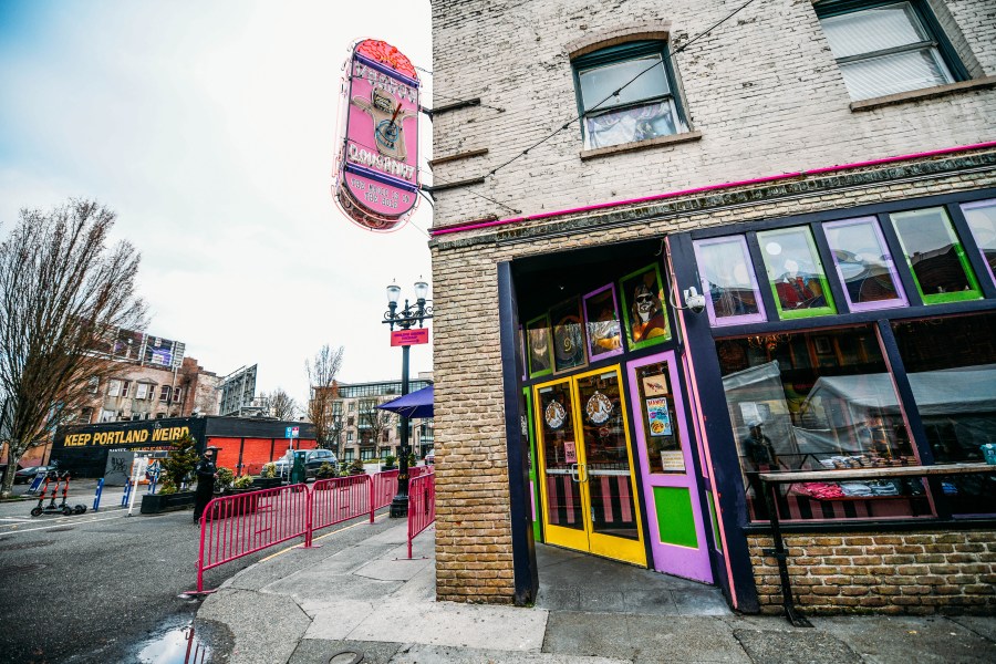 Voodoo Doughnut Old Town store