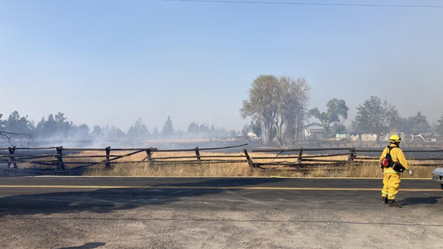 OR wildfire latest: SW Redmond fire spurs Level 3 evacuations