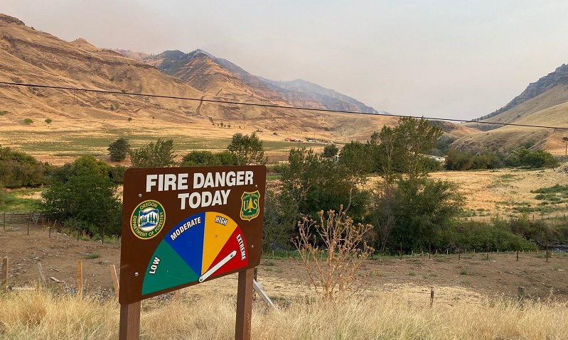 Fire danger at the Double Creek Fire in northeastern Oregon, September 5, 2022 (Pacific Northwest 2 IMT)