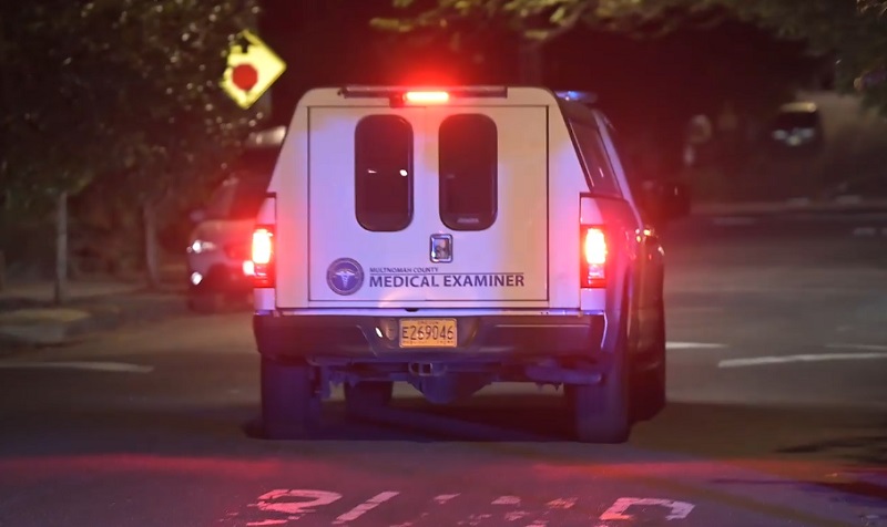 The Multnomah County Medical Examiner at a crime scene in Portland, September 24, 2022 (KOIN)