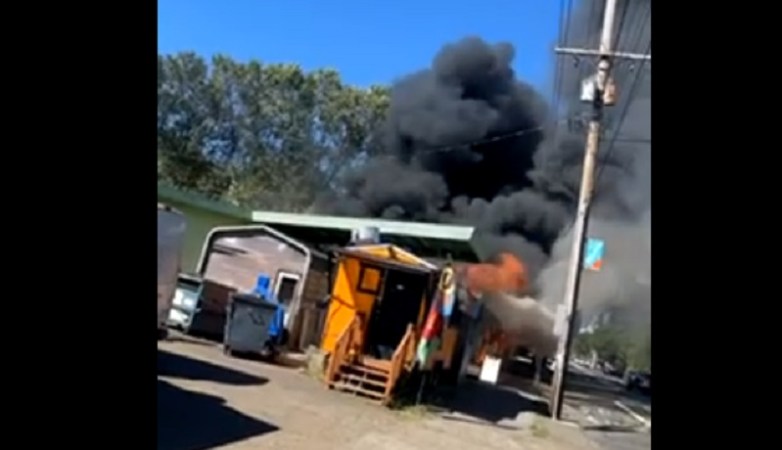 Fire destroyed 2 food carts on North Vancouver Avenue in Portland, September 4, 2022 (Courtesy: Mike Freeland)