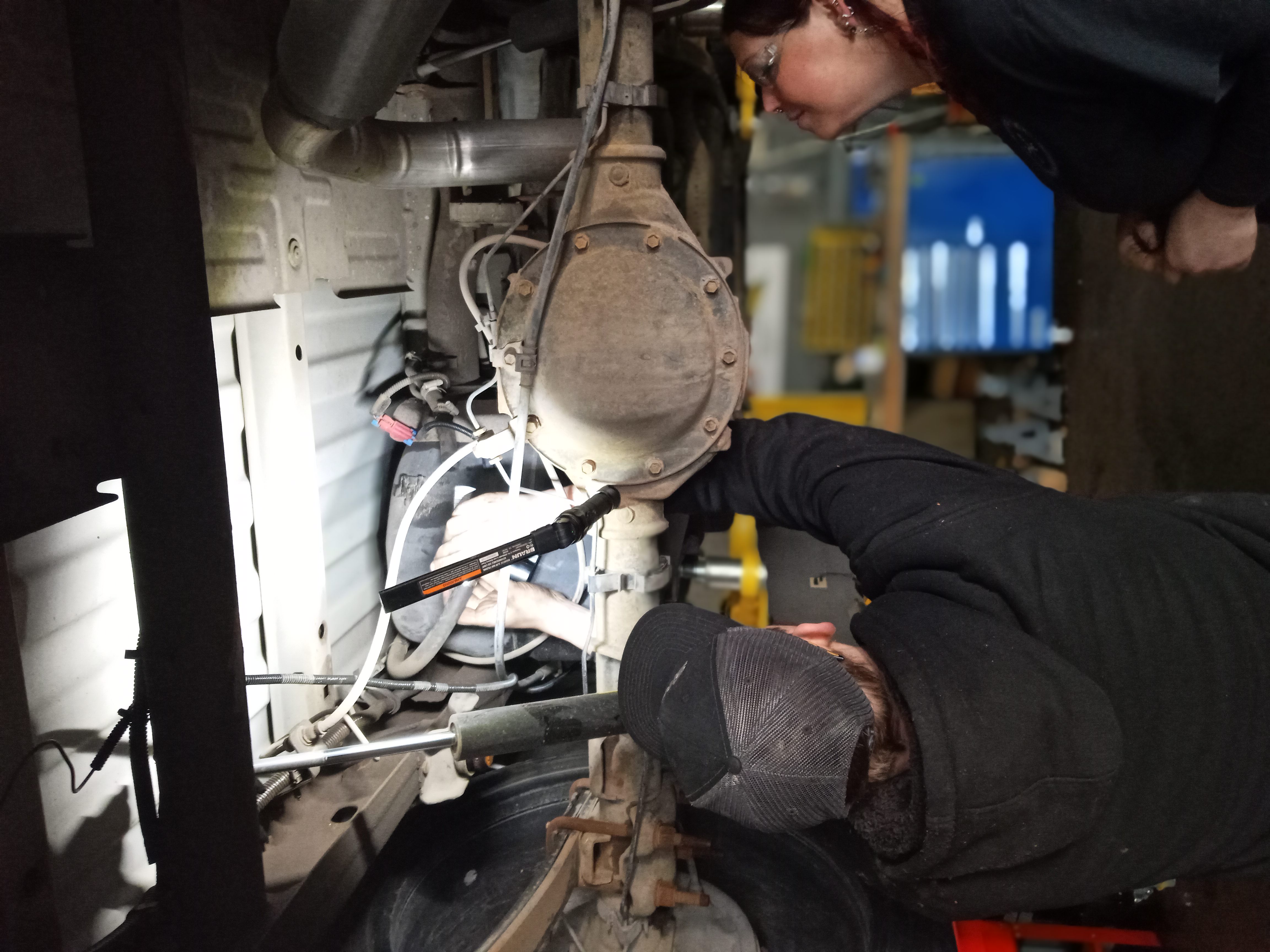 'Not very orthodox': Canby nonprofit offers free automotive training