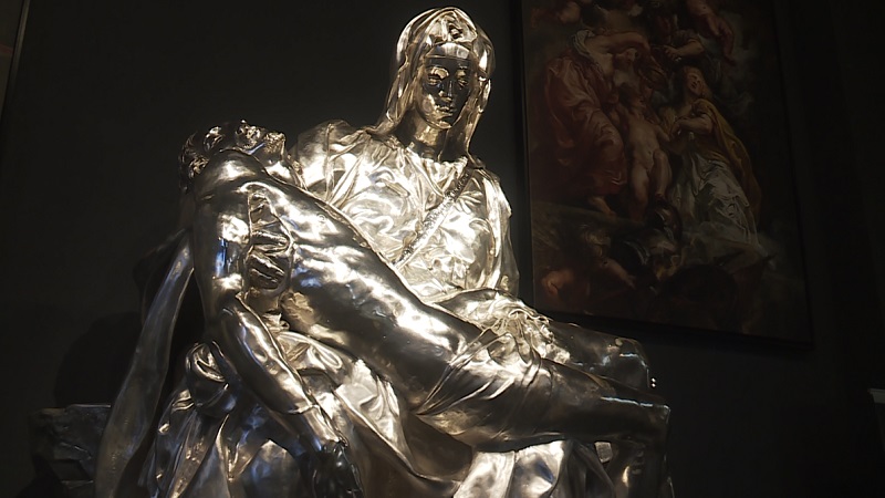 A close up of a pure silver replica of Michelangelo's The Pieta, worth $70 million, created at Foundry Michelangelo in Battle Ground. October 2022 (KOIN)