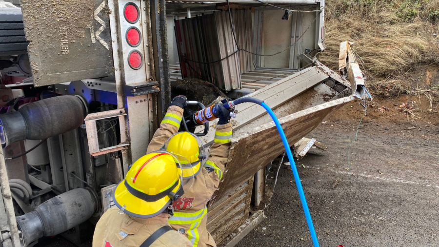 OR's Hwy 6 closes at milepost 34 after semi hauling cows overturns