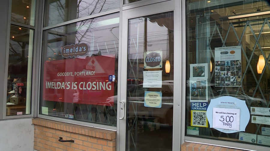 Imelda's and Louie's shoe store closes after 29 years of business