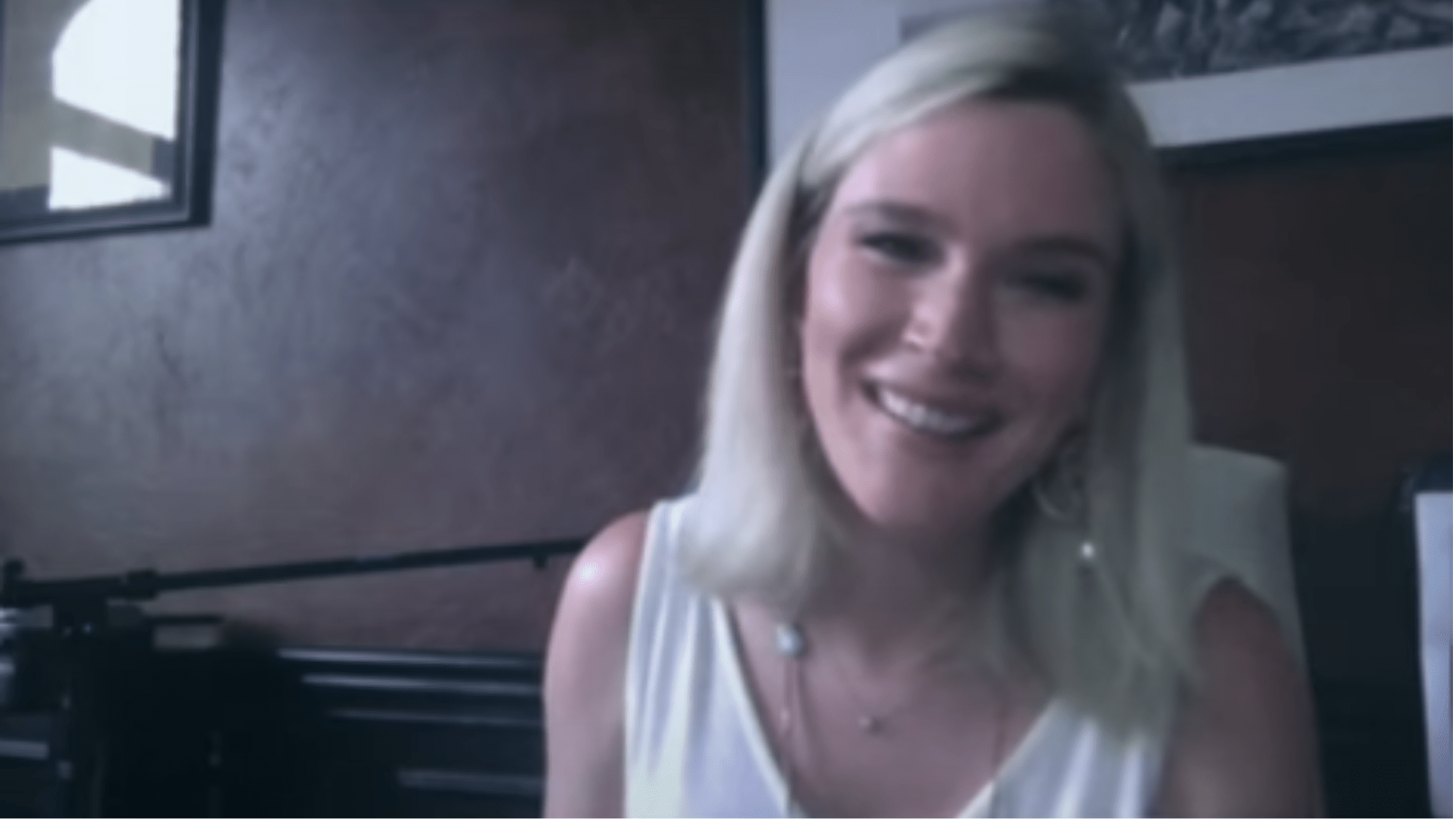 Joss Stone talks debut Christmas album 'Merry Christmas, Love'