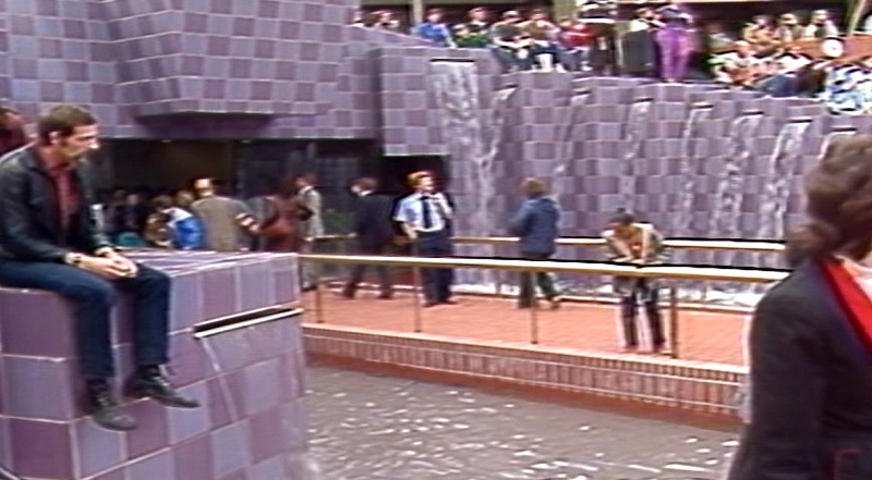 People enjoy Pioneer Courthouse Square on the day it opened, April 6, 1984 (KOIN)