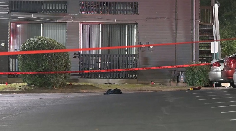 Evidence on the ground inside an armed robbery investigation in Southeast Portland, November 19, 2022 (KOIN)