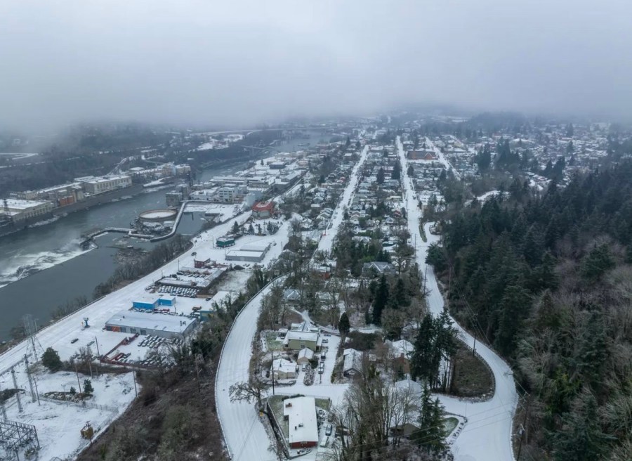 PHOTOS: Portland, OR winter storm leaves its mark on the region