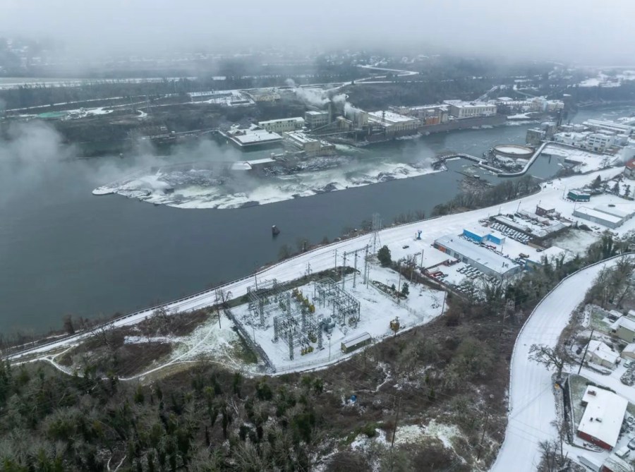 PHOTOS: Portland, OR winter storm leaves its mark on the region