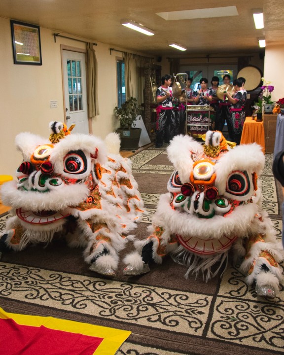 White Lotus Dragon & Lion Dance performs lion dances and dragon dances in Portland and the surrounding area. The dances are meant to scare away evil spirits and bring in good luck, especially on auspicious dates and important events like Lunar New Year, weddings and grand openings. Photo courtesy Nhan Danh