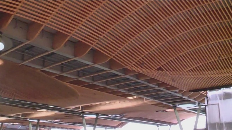 A 9-acre wooden roof at Portland International Airport was lifted into place, January 21, 2023 (KOIN)