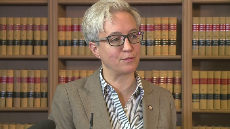 Oregon Gov. Tina Kotek at a press conference on her first full day in office, January 10, 2023 (KOIN)