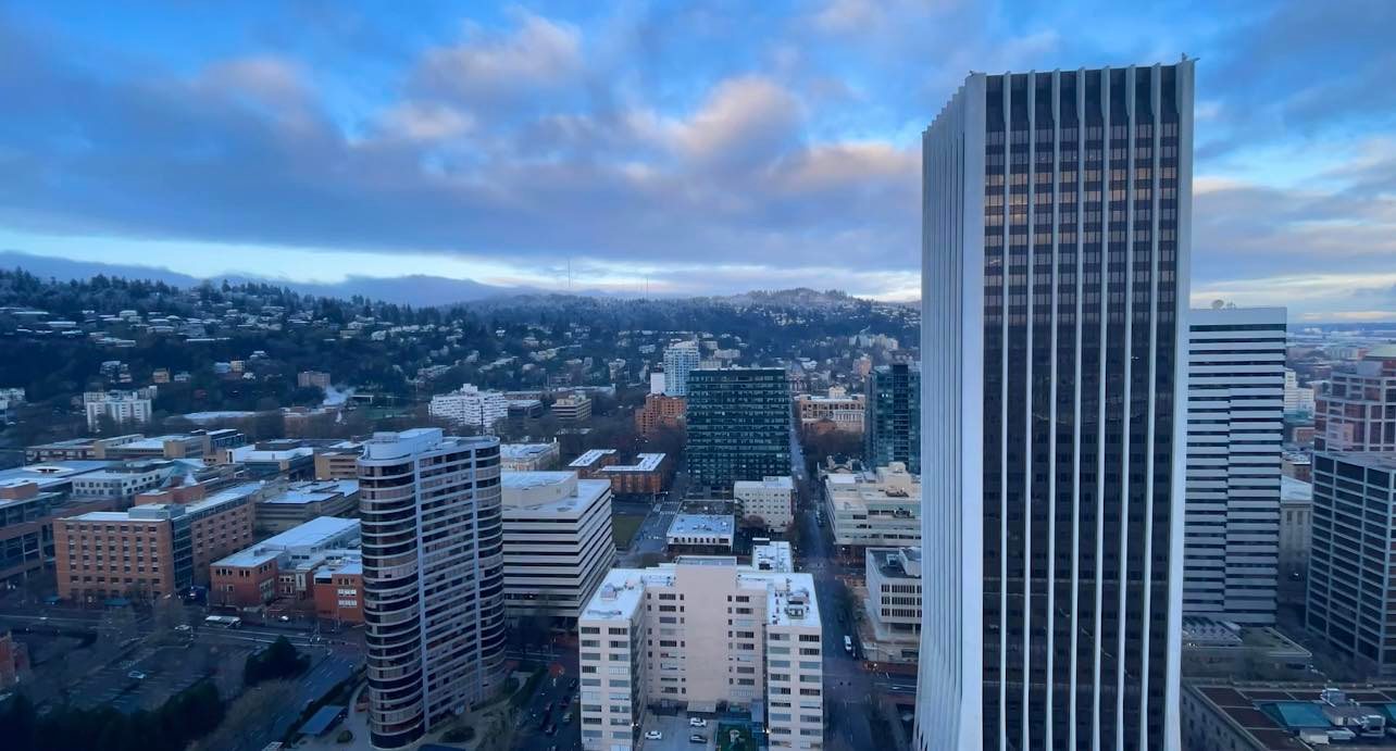 Chilly early morning over downtown Portland by KOIN 6 Meteorologist Josh Cozart