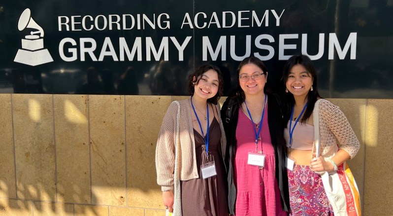 Angelina, a Hillsboro teen on the left, visited the Grammy Museum on Saturday, Feb. 4, 2023 (Make-A-Wish Oregon)