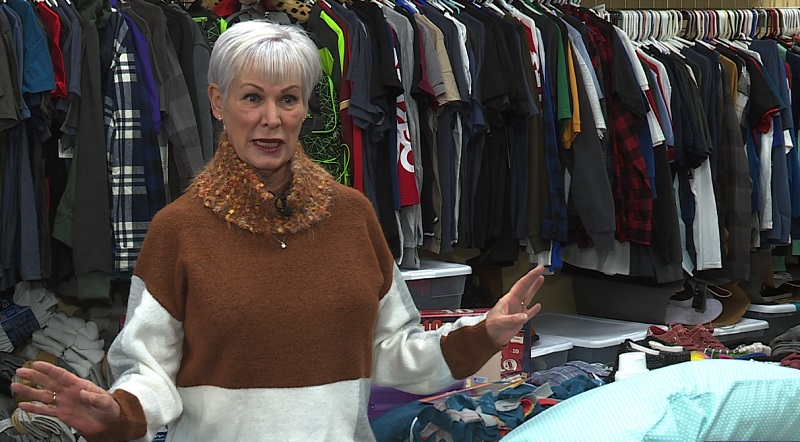 Patti Serres inside The Bloomin' Boutique in Oregon City, January 2023 (KOIN)