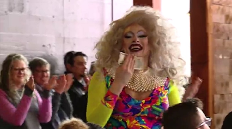 A performer at a drag brunch show at Heathen Brewing Feral Public House in Vancouver, March 26, 2023 (KOIN)