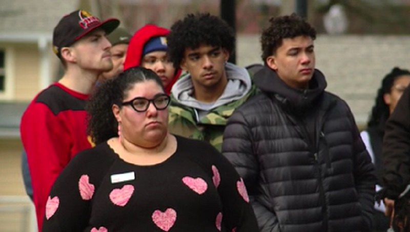 Family and friends gathered in Vancouver's Esther Short Park to honor the memory of Meshay Melendez, 28, and her 8-year=-old daughter, Layla Stewart, March 26, 2023 (KOIN)