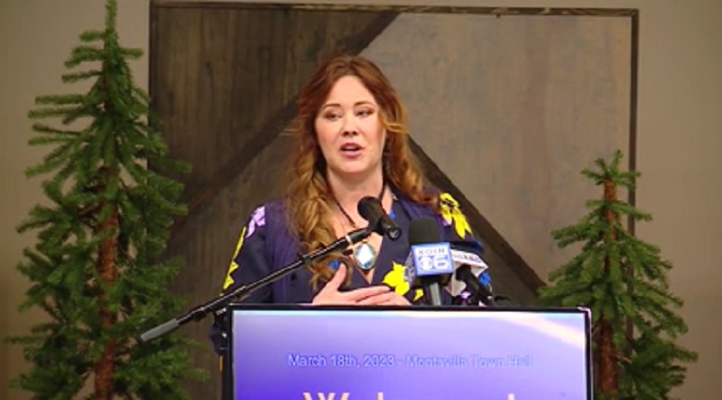 Angela Todd at a Montavilla Town Hall about a Safe Park Village in Portland, March 18, 2023 (KOIN)