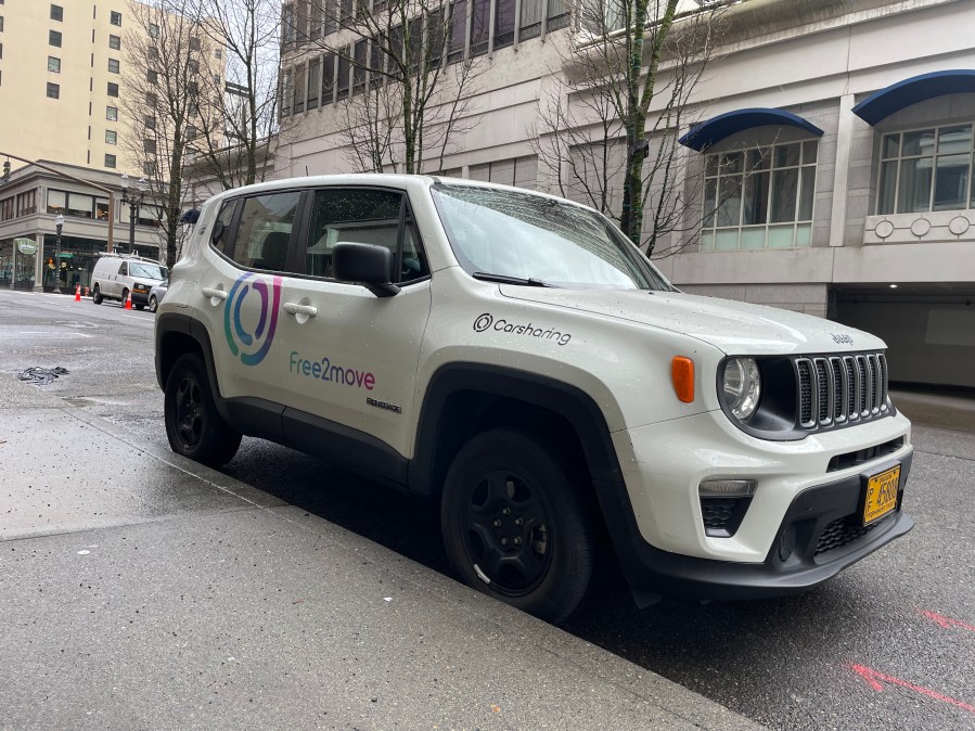 A Free2Move car parked in downtown Portland on April 11, 2023. (Amanda Arden/KOIN)